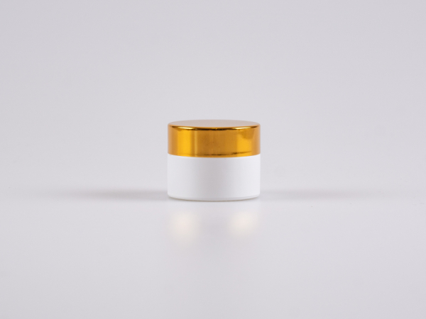 Weissglasdose 15 ml – Deckel Gold